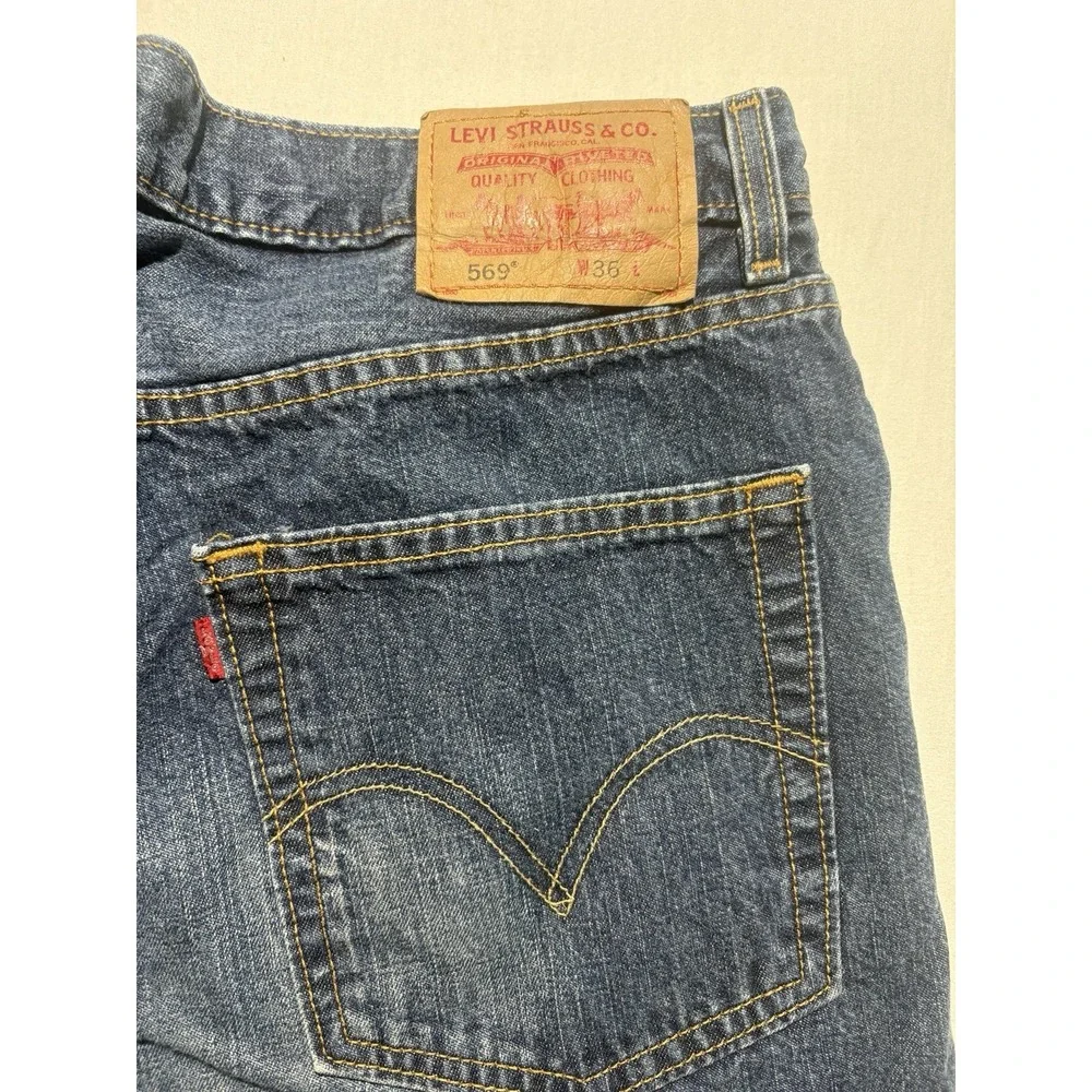 Levis 569 Jean Shorts Mens 36 Blue Loose Fit Straight Denim Light Wash 11